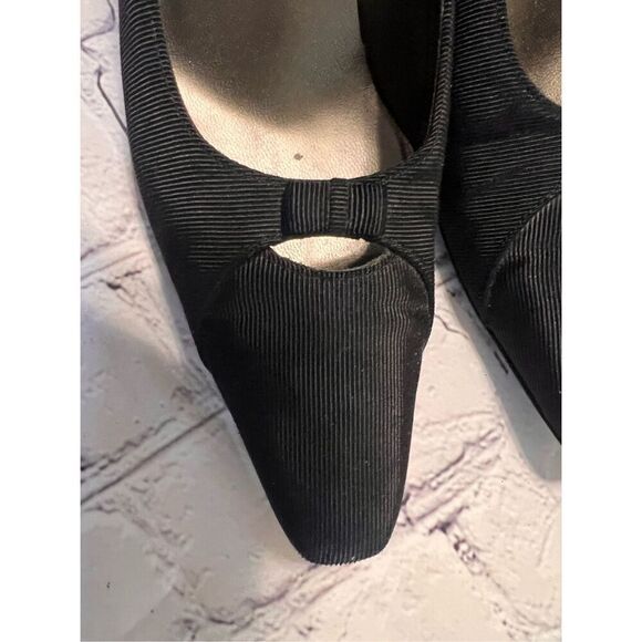 Ferragamo Size 8 Bow Front Pump Heels Black Pointed Toe Dressy Classic Old Money - Picture 10 of 16
